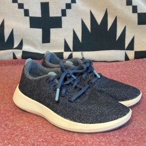 Allbirds Mizzle Shoes Savanna Night (blue with cream sole) size 6